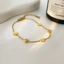 Load image into Gallery viewer, Flower stone bracelet