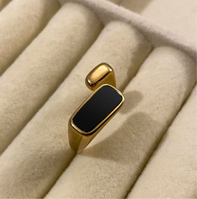 Black stone adjustable ring Bloome