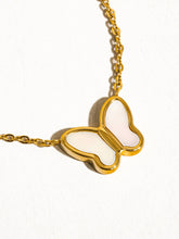 Load image into Gallery viewer, Butterfly necklace Bloome