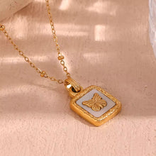 Load image into Gallery viewer, Butterfly necklace gold plated