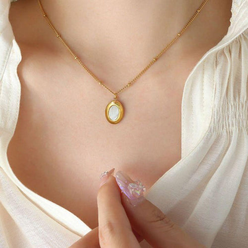 Oval Aura Necklace