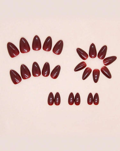 Gothic valentine Nails