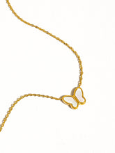 Load image into Gallery viewer, Butterfly necklace Bloome