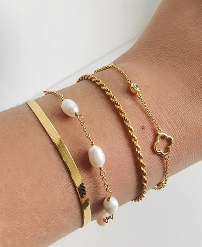 Pearl adjustable bracelet Bloome
