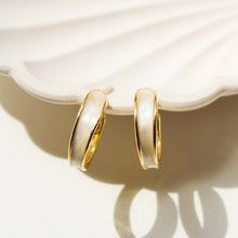 Load image into Gallery viewer, Island Hoop