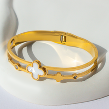 Load image into Gallery viewer, Elegant Bella Fleur Bangle in a chic gold finish, perfect for daily wear