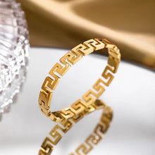 Load image into Gallery viewer, Versace patterns Design 