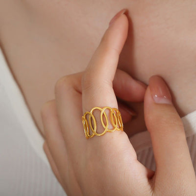 Vogue adjustable Ring Bloome
