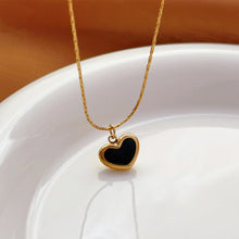 Load image into Gallery viewer, Black Heart Necklace