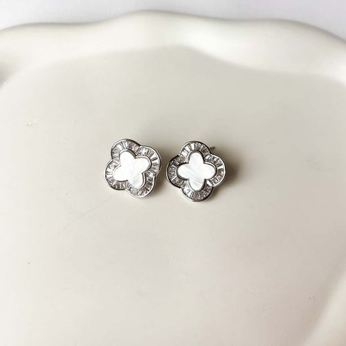 Clover Zarqoon Earrings